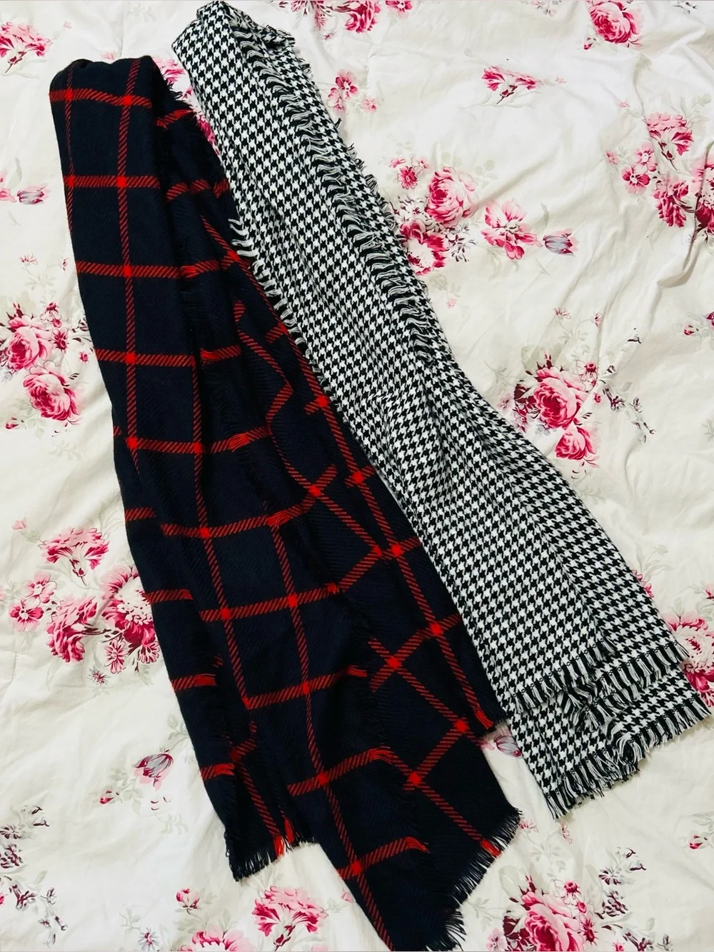 Set of Two Scarves